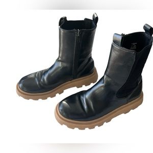 ZARA girls mid rise zip up boots black